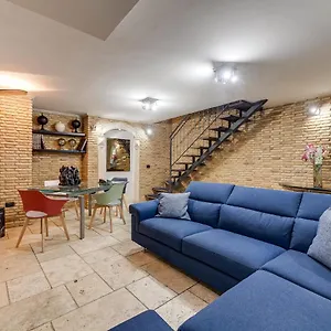 Apartment Oliviero - Piazza Navona, Rome